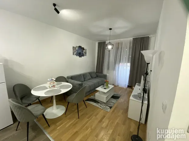 Apartman za izdavanje 37 m2, I sprat, Zlatibor, Čajetina