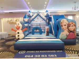 dvorac na naduvavanje frozen