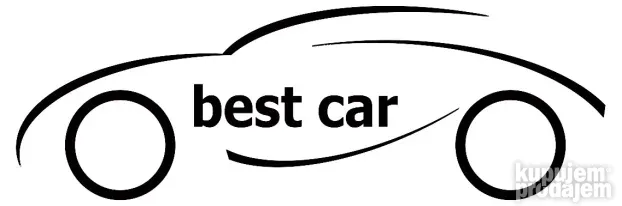 Radnik na pranju i poliranju vozila