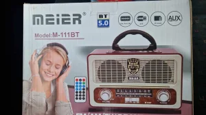 Retro radio GARANCIJA