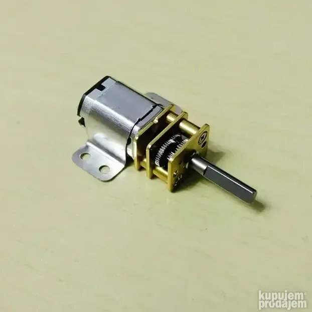 n20 motor sa zupčanikom + metalni nosač - za eksperimente i