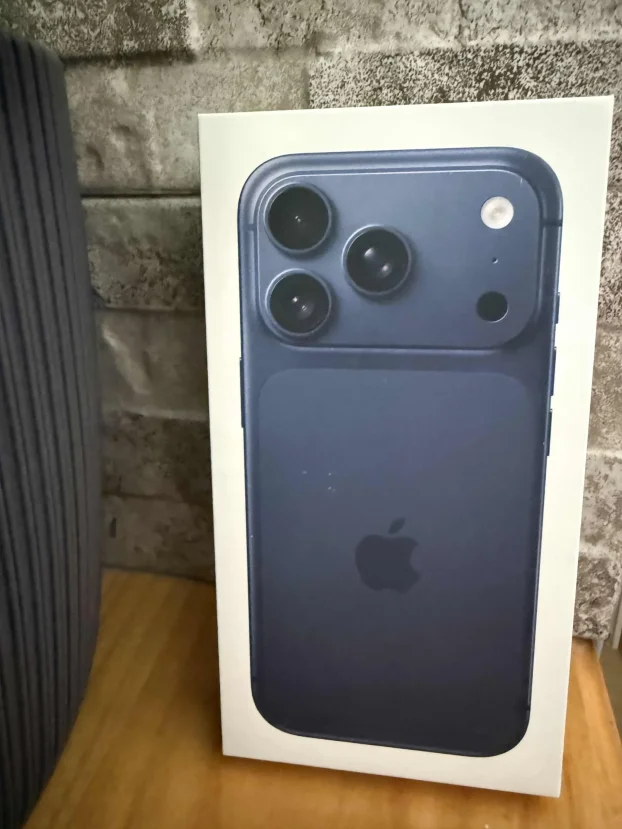 iPhone 17 Pro Max 256GB 512 GB Blue,Orange,Silver