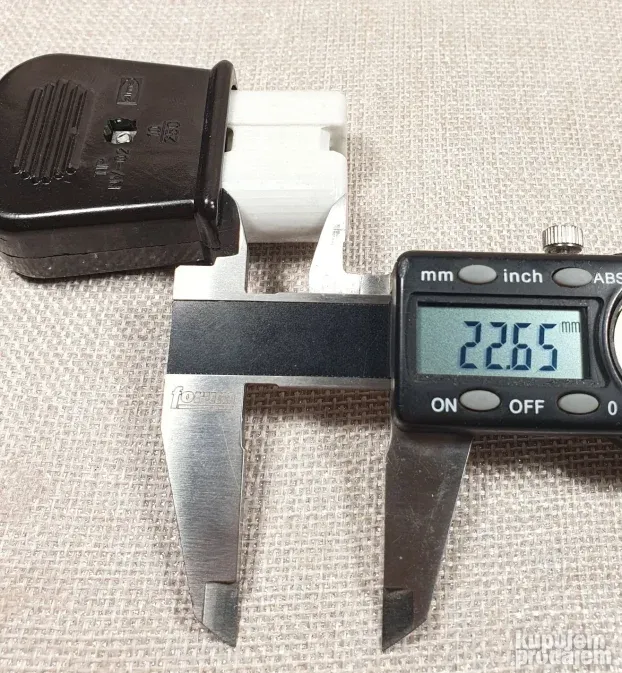 Bakelitni keramički utikač za stare lampe, pegle, rešoe NOVO