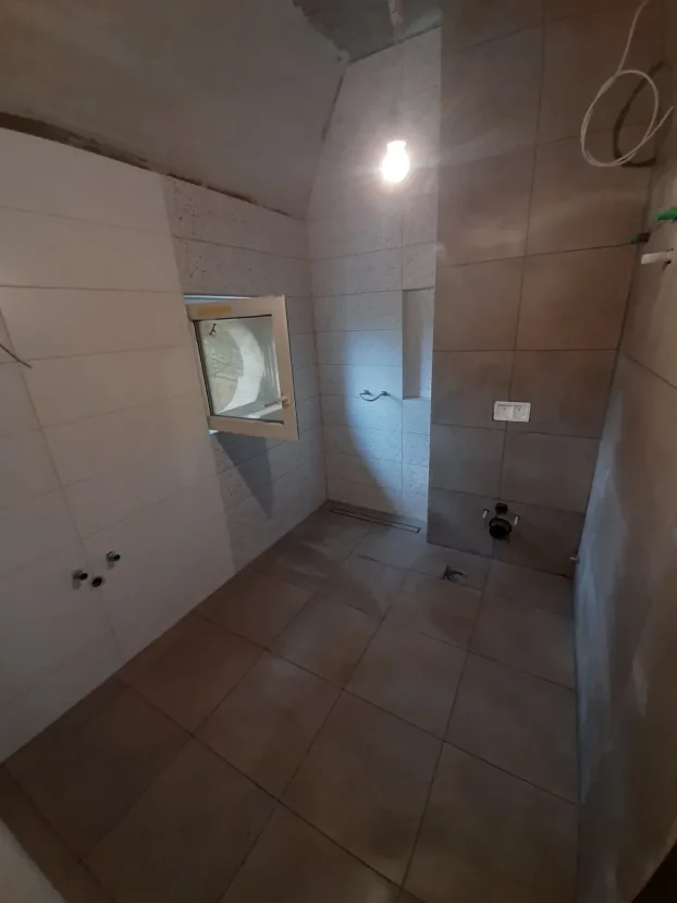 Keramičar  sa 18 god. iskustva