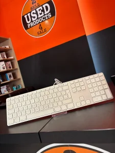 Apple Wired Keyboard (A1243) (originalna tastatura, Magic)