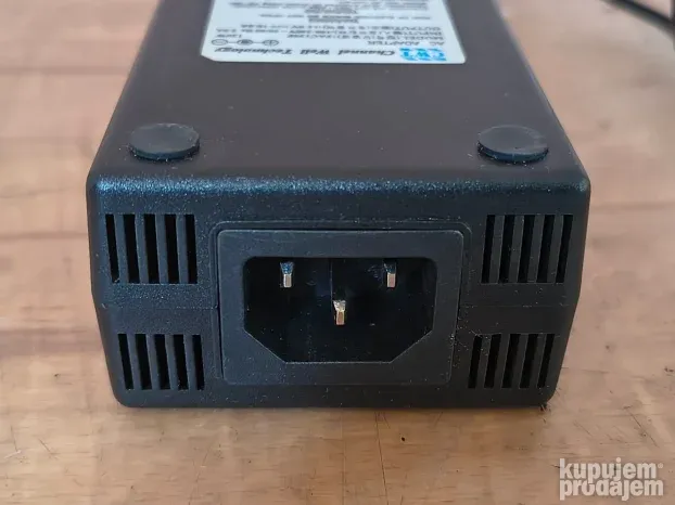 12V 10A 120W adapter napajanje