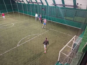 Prodajem 2 balona za fudbal