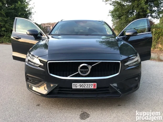 2019 Volvo V60 2.0d 4x4 2019god Ful