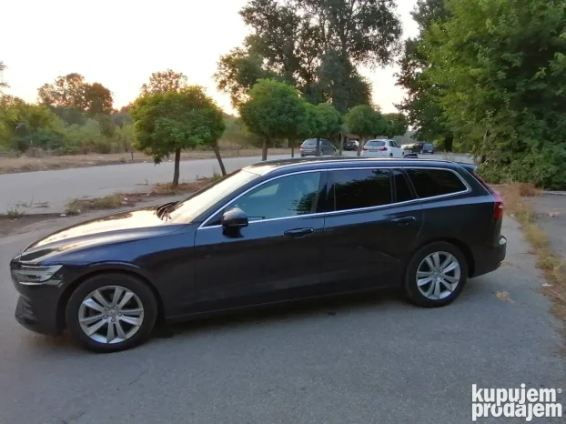 2019 Volvo V60 2.0d 4x4 2019god Ful