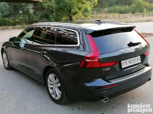 2019 Volvo V60 2.0d 4x4 2019god Ful