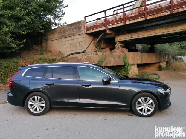 2019 Volvo V60 2.0d 4x4 2019god Ful