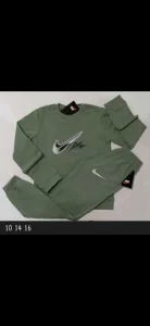 Futrovane decije trenerke