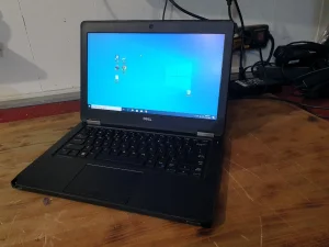Dell Latitude E5250 i5-5200U