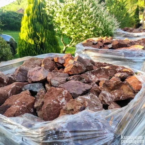 Ravnogorski ukrasni kamen za dvorište, fontane, ograde, zid