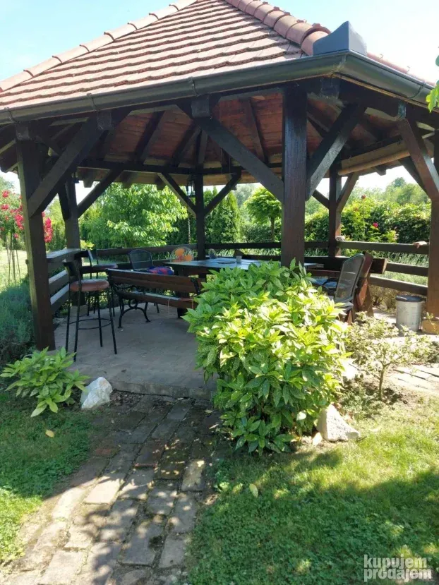 kuća na savi