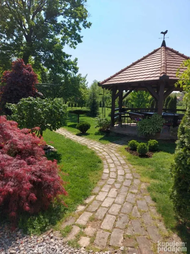 kuća na savi