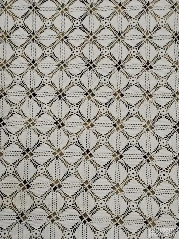 Etno heklani stolnjak iz bakine škrinje 140x100cm