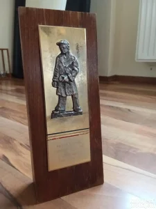 Plaketa Mladi Radnik Samoupravljač