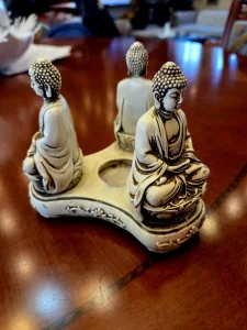 Figura meditacije, kupljenavu Šangaju, 14 cm, epoxi