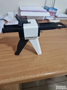 Pištolj za adicione silikone 1:1