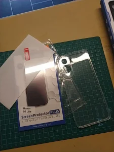 Honor 90 Lite Silikonska Futrola i Staklo