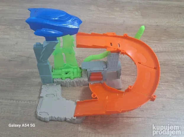 Hot Wheels staza KupujemProdajem