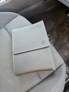 Vw Golf 8-Kozna futrola za serv. knjizicu