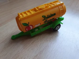 Prikolica/Cisterna za traktor