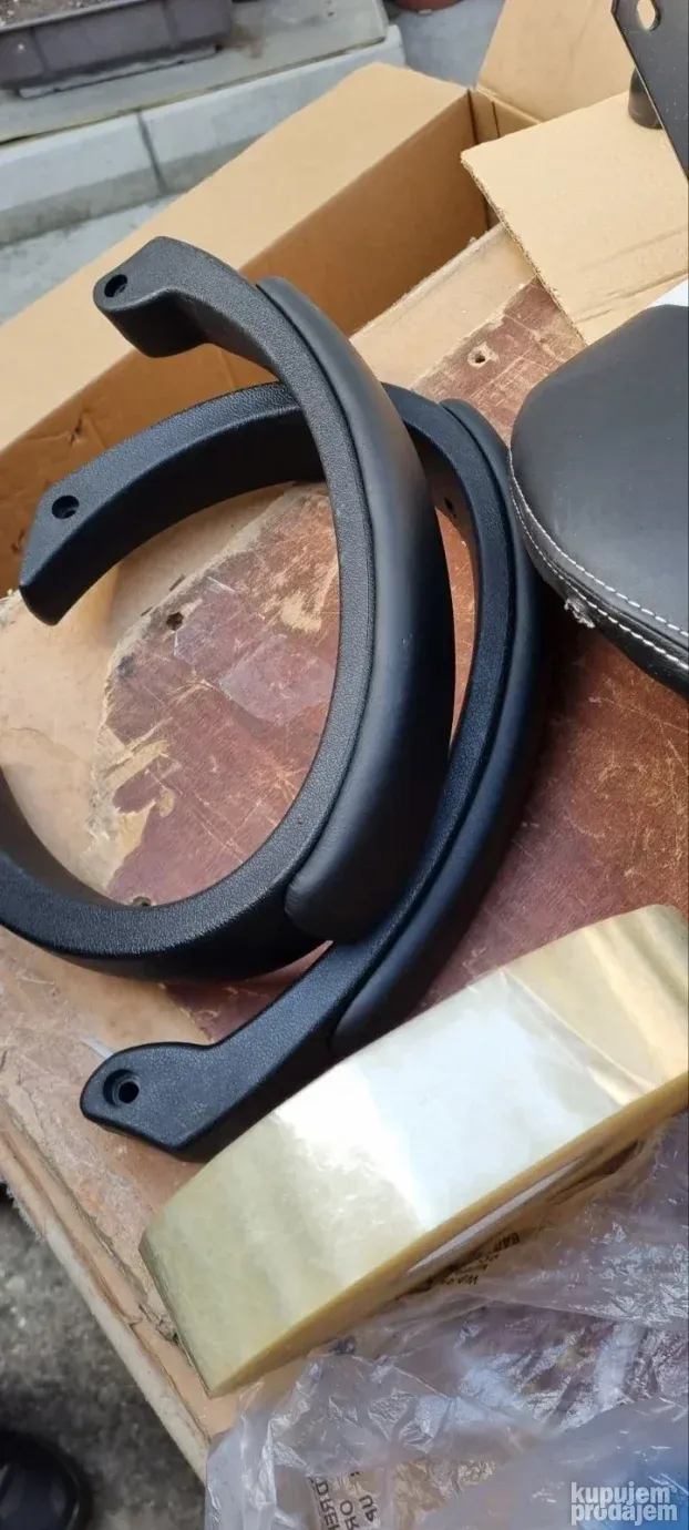 Songmics ergonomska, prilagodljiva stolica, vešt.k,crna/bela
