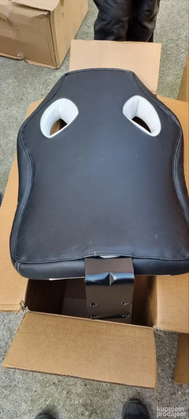Songmics ergonomska, prilagodljiva stolica, vešt.k,crna/bela