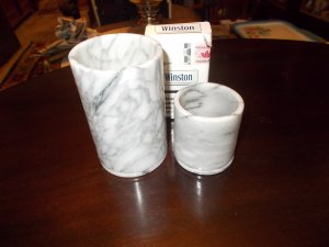 Par mermernih drzaca