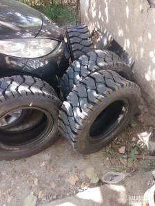 Gume za viljuskar 250-15