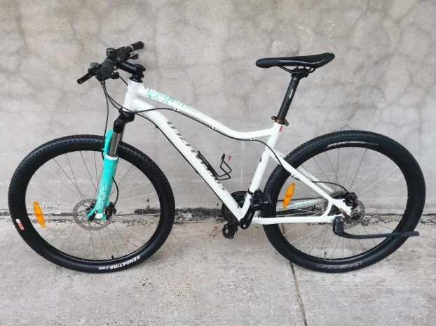 SPECIELIZAD    Jynx Sport 27,5