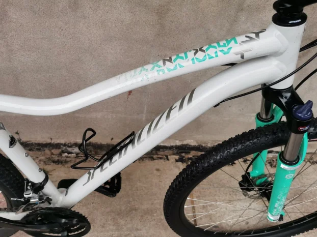 SPECIELIZAD    Jynx Sport 27,5