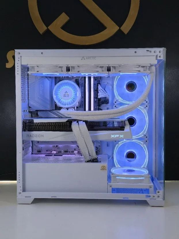 Ryzen 7 7800X3D RX 9070XT X870 32GB 1TB - SM109PC