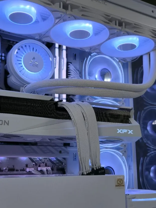 Ryzen 7 7800X3D RX 9070XT X870 32GB 1TB - SM109PC