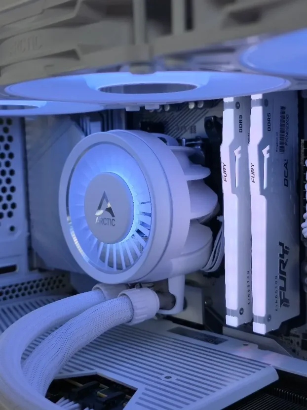 Ryzen 7 7800X3D RX 9070XT X870 32GB 1TB - SM109PC