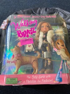 Bratz walking Yasmin