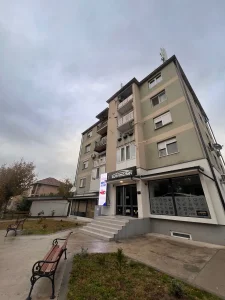 Inđija, Širi centar, 1.5 jednoiposoban, 30 m²
