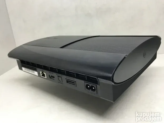 PS3 Super Slim + ONLINE / 500gb - 40 igre + GTA V / 4204