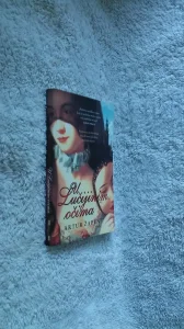 U Lučijinim očima - Artur Žapen