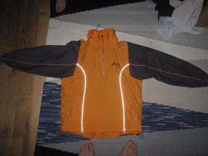 Asics size XL - original!