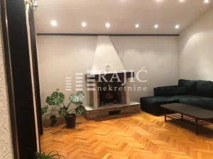 Veselina Masleše, Opština Voždovac, 5+ petosobna, 150 m²