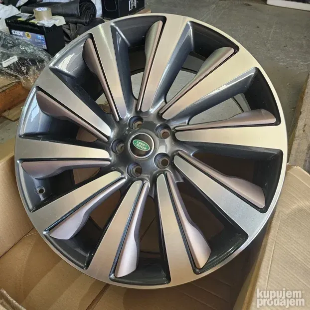 nove alu felne 23" land rover original