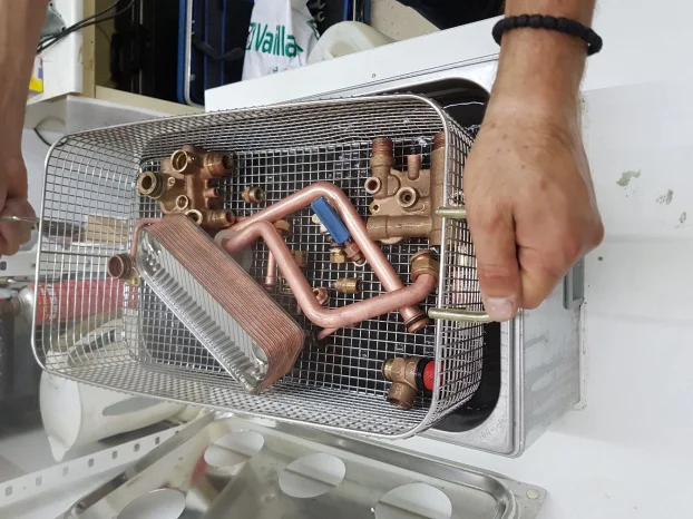 Serviser kotlova na gas i toplotnih pumpi