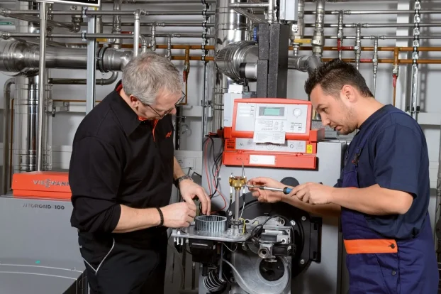 Serviser kotlova na gas i toplotnih pumpi