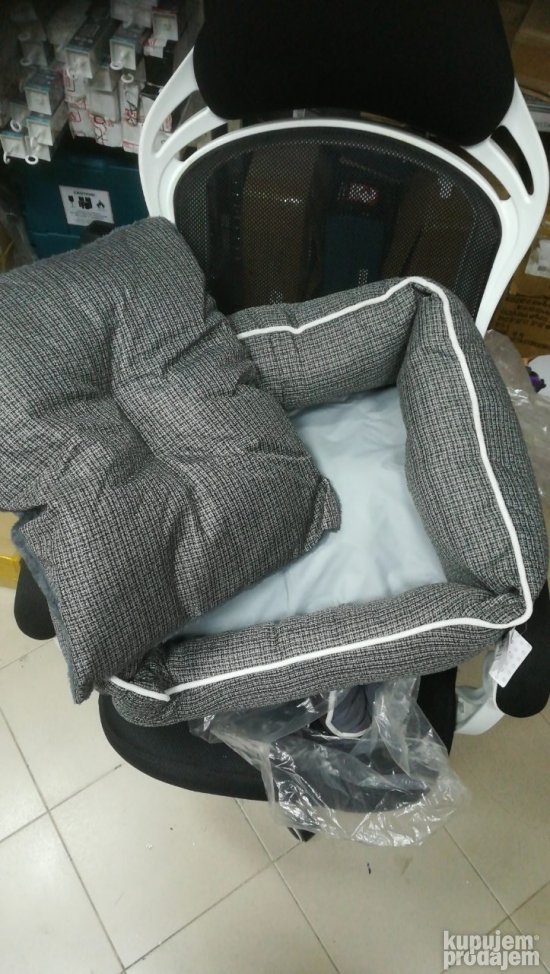 Krevet Za Pse i Mačke Sa Odvojivim Jastukom 62x50x17cm Dandy