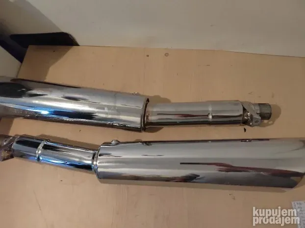 Moto Guzzi ORIGINALNI Hrom auspusi