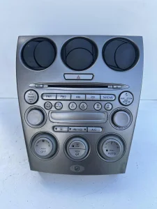 Radio/cd plejer za Mazda 6