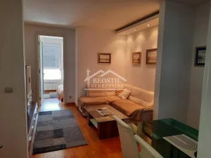 Jurija Gagarina, Blok 67, 1.5 jednoiposoban, 45 m²